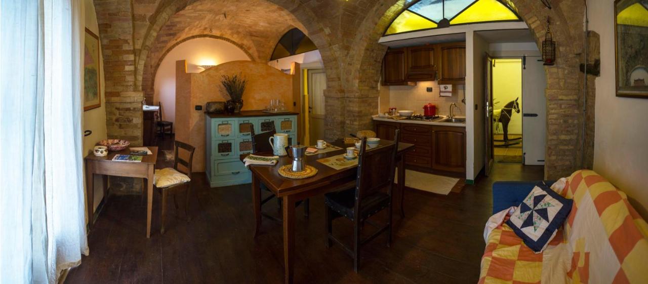 La Rosa Scarlatta Monterubbiano Extérieur photo